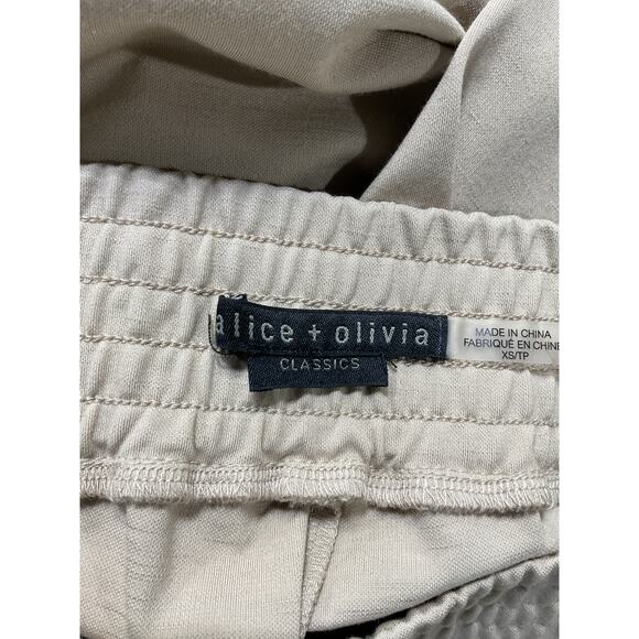 Alice + Olivia 'Miami' White Side Slit Jogger Size XS - Picture 4 of 5
